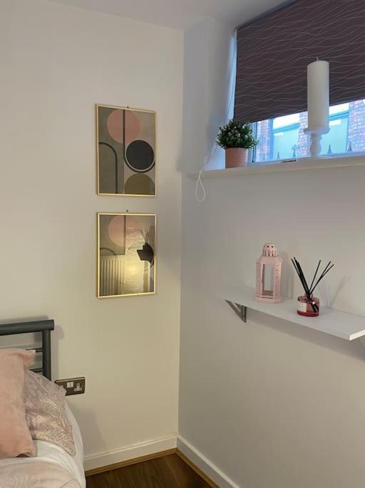Central Leeds Townhouse With Private Roof Garden Sleeps 4 Eksteriør billede